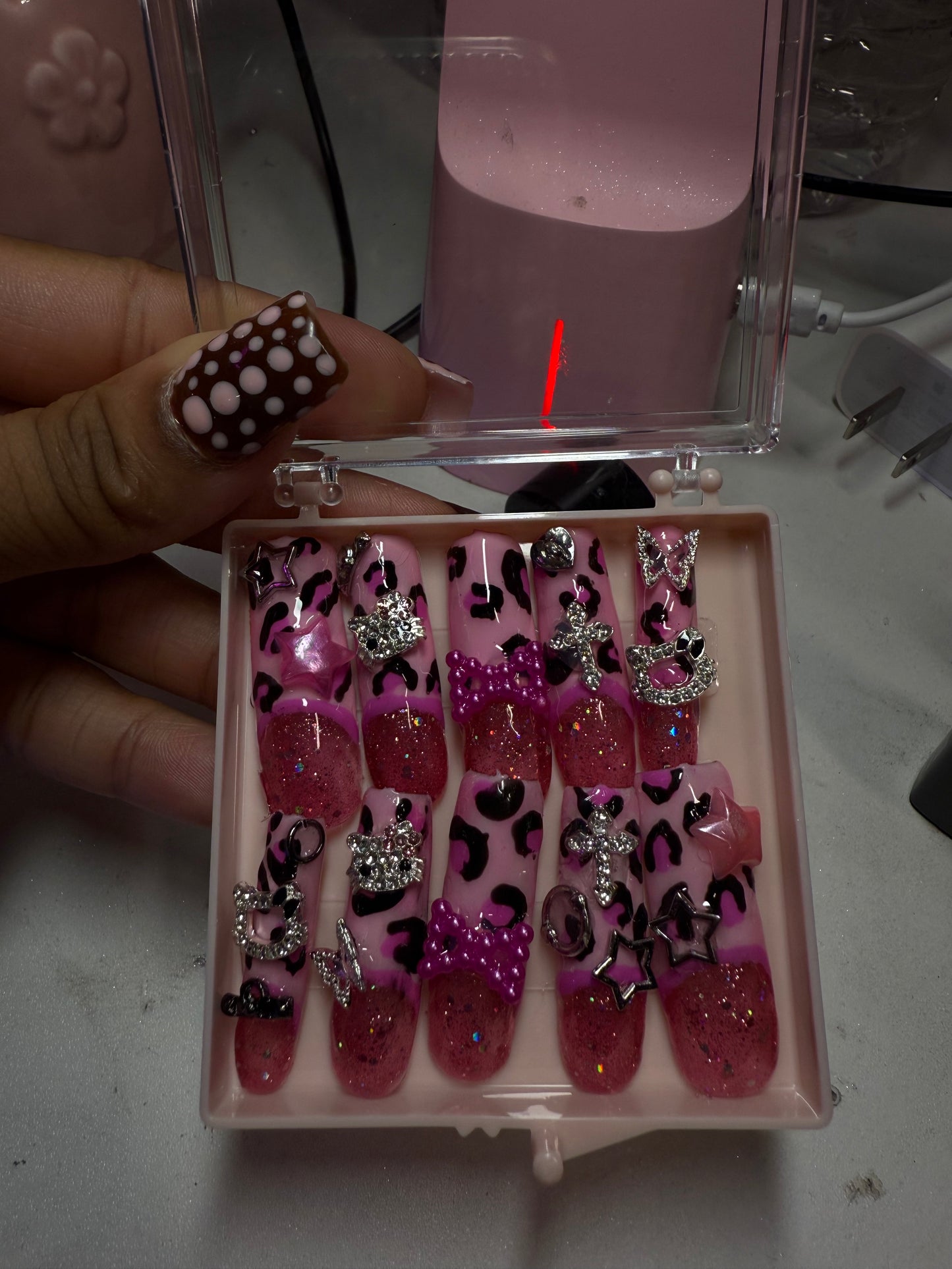 Pink cheetah print tips / with charms
